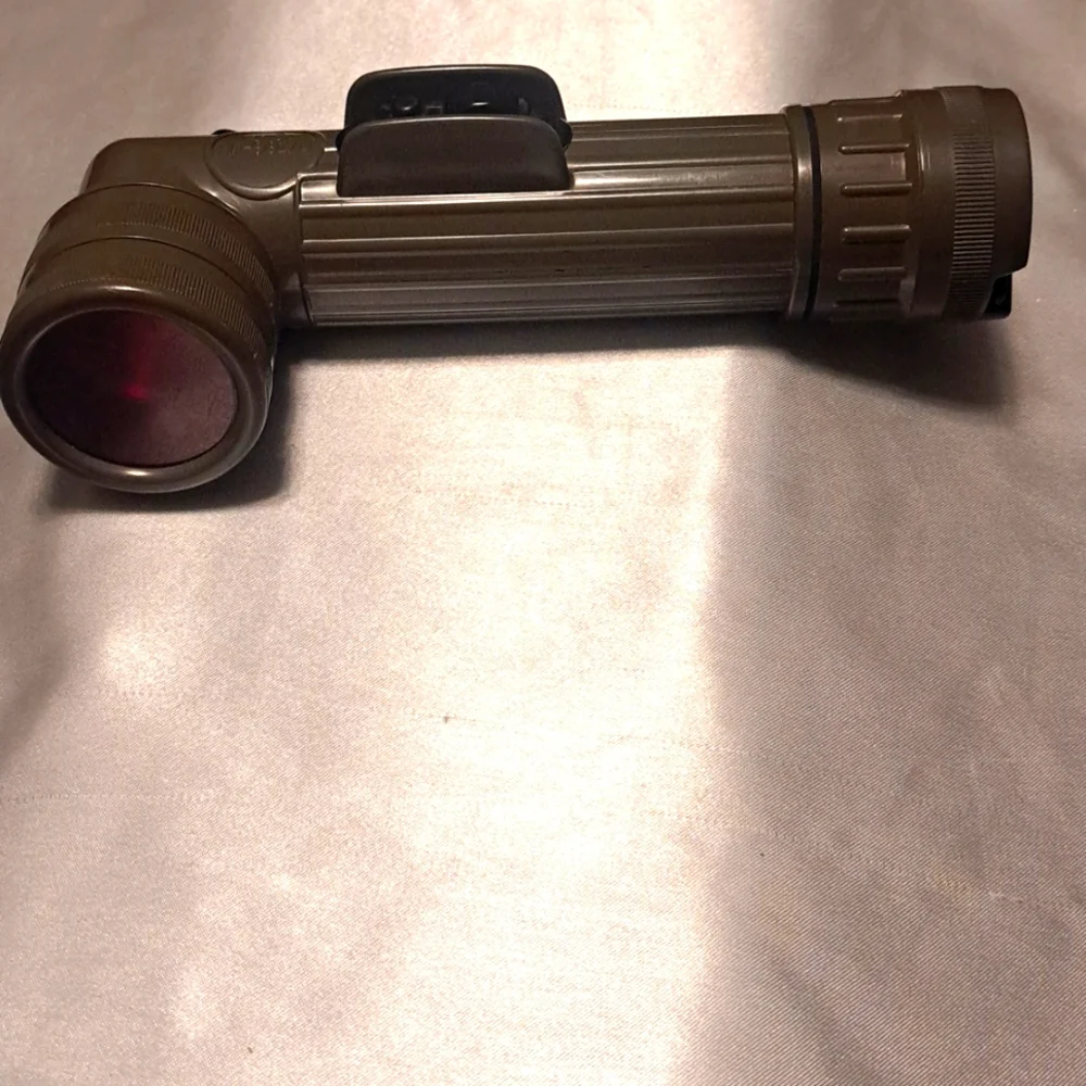 MILITARY ISSUED Red NIGHT FLASHLIGHT